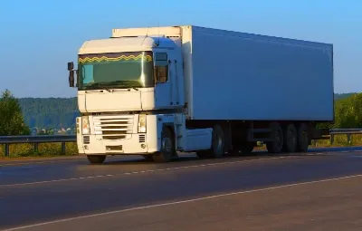 İzmir ile Söğütlü Arası Öğrenci Eşyası Taşıma